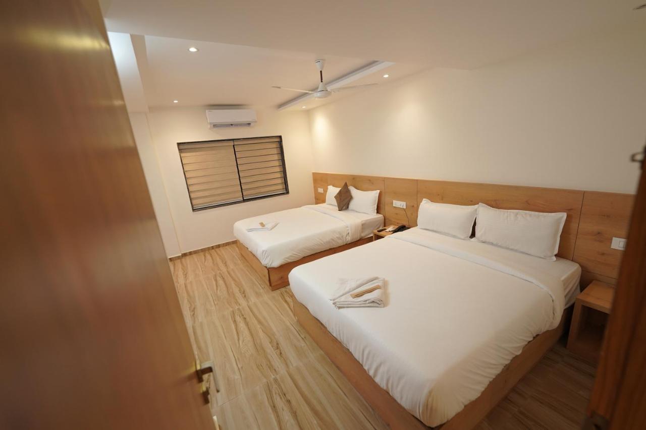 Southern Residency Kochi Exterior foto